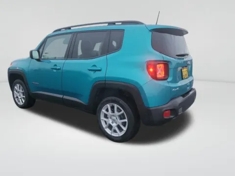 Another view of 2022 Jeep Renegade Latitude for sale in Moses Lake, WA at Bud Clary Chevrolet of Moses Lake