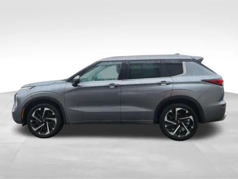 Photos of 2023 Mitsubishi Outlander SEL for sale in Moses Lake, WA at Bud Clary Chevrolet of Moses Lake