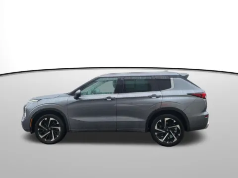 Photos of 2023 Mitsubishi Outlander SEL for sale in Moses Lake, WA at Bud Clary Chevrolet of Moses Lake