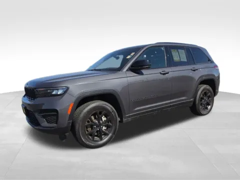 Photos of 2024 Jeep Grand Cherokee Altitude for sale in Moses Lake, WA at Bud Clary Chevrolet of Moses Lake