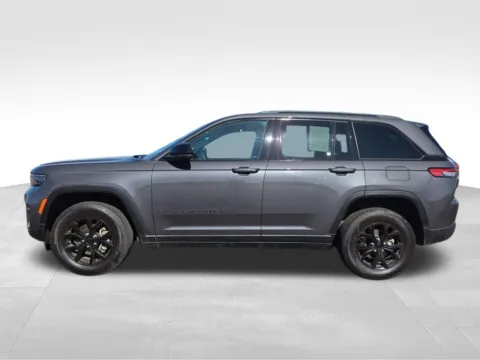 More photos of 2024 Jeep Grand Cherokee Altitude at Bud Clary Chevrolet of Moses Lake, WA