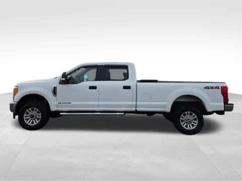 Photos of 2017 Ford F-250SD XLT for sale in Moses Lake, WA at Bud Clary Chevrolet of Moses Lake