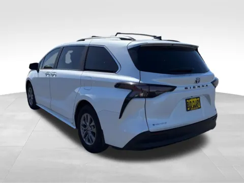 Another view of 2025 Toyota Sienna XLE for sale in Moses Lake, WA at Bud Clary Chevrolet of Moses Lake