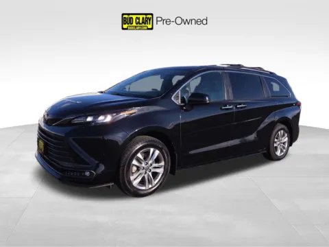 Black 2022 Toyota Sienna Woodland Edition for sale in Moses Lake, WA