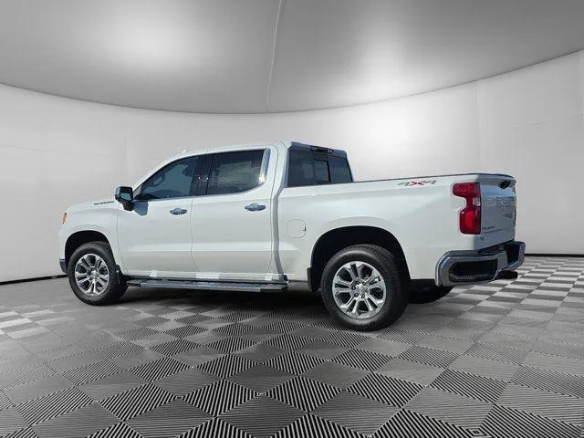 2025 Chevrolet Silverado 1500 LTZ - Photo 3