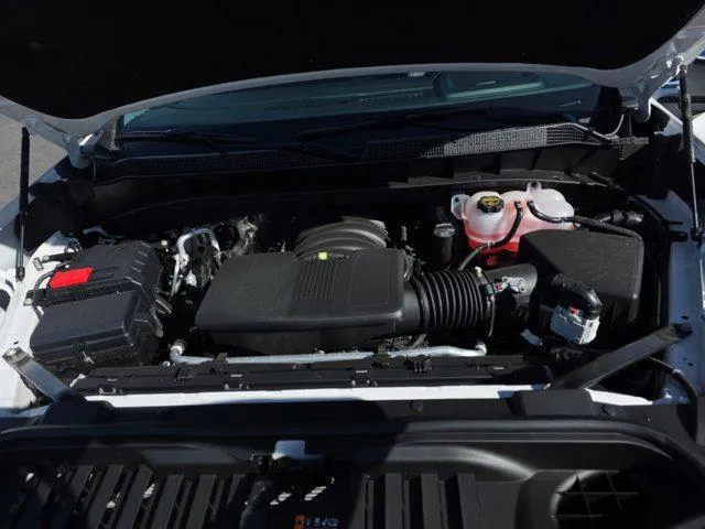 2025 Chevrolet Silverado 1500 LTZ - Photo 16