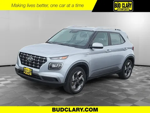 Silver 2022 Hyundai Venue SEL for sale in Moses Lake, WA