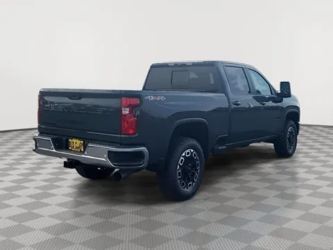 More photos of 2025 Chevrolet Silverado 2500HD LT at Chevrolet of Moses Lake, WA