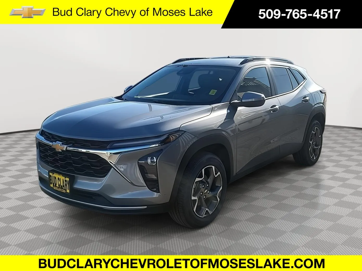 Gray 2025 Chevrolet Trax LT for sale in Moses Lake, WA
