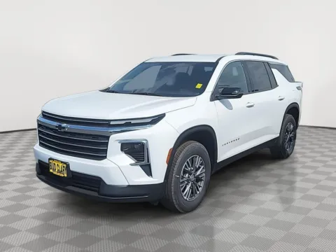 Photos of 2025 Chevrolet Traverse FWD LT for sale in Moses Lake, WA at Chevrolet of Moses Lake