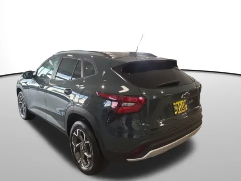 Another view of 2025 Chevrolet Trax LT for sale in Moses Lake, WA at Bud Clary Chevrolet of Moses Lake