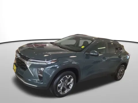 Photos of 2025 Chevrolet Trax LT for sale in Moses Lake, WA at Bud Clary Chevrolet of Moses Lake