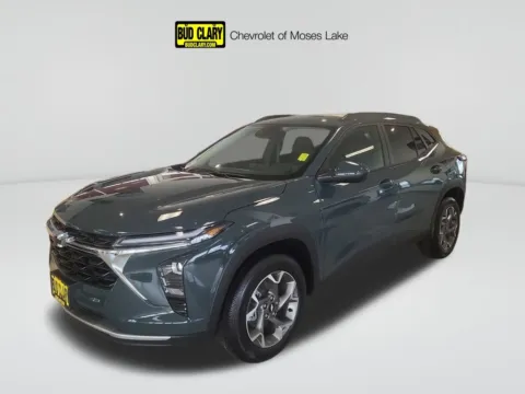Gray 2025 Chevrolet Trax LT for sale in Moses Lake, WA