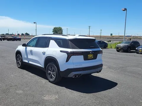 More photos of 2025 Chevrolet Traverse FWD LT at Chevrolet of Moses Lake, WA