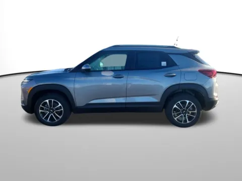 Photos of 2026 Chevrolet TrailBlazer LT for sale in Moses Lake, WA at Bud Clary Chevrolet of Moses Lake