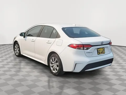 Another view of 2021 Toyota Corolla LE for sale in Moses Lake, WA at Chevrolet of Moses Lake