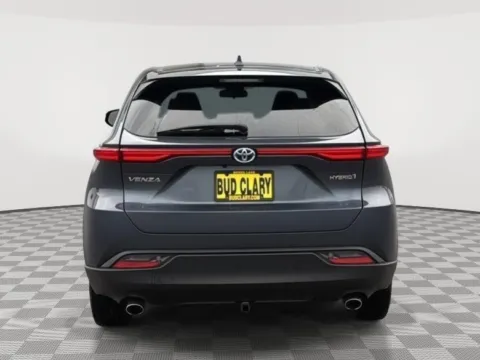 More photos of 2022 Toyota Venza LE at Chevrolet of Moses Lake, WA