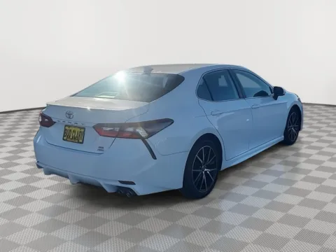 More photos of 2021 Toyota Camry SE at Chevrolet of Moses Lake, WA