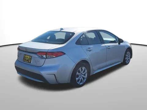 More photos of 2022 Toyota Corolla LE at Chevrolet of Moses Lake, WA