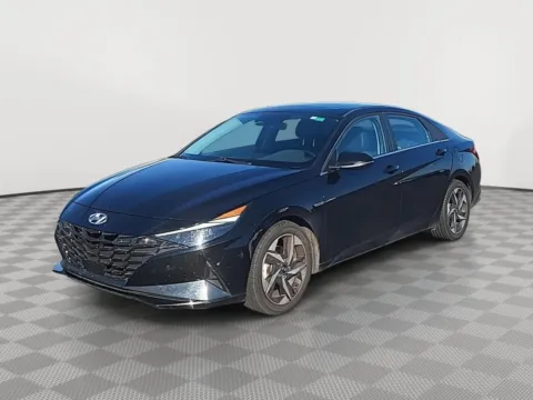 More photos of 2022 Hyundai Elantra Limited at Chevrolet of Moses Lake, WA