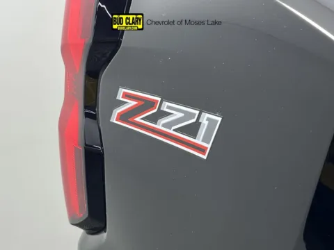 Black 2025 Chevrolet Colorado Z71 for sale in Moses Lake, WA