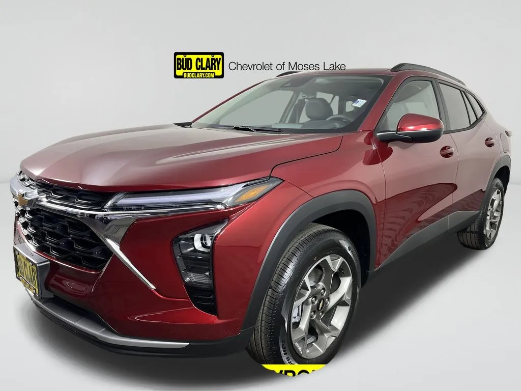 Red 2025 Chevrolet Trax LT for sale in Moses Lake, WA