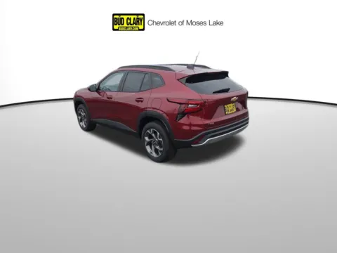 Red 2025 Chevrolet Trax LT for sale in Moses Lake, WA