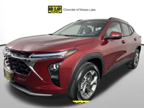 Red 2025 Chevrolet Trax LT for sale in Moses Lake, WA