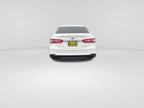 More photos of 2018 Toyota Camry LE at Chevrolet of Moses Lake, WA