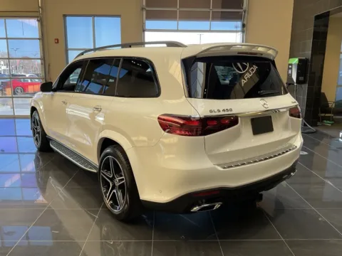 More photos of 2025 Mercedes-Benz GLS 450 at Jay Wolfe Acura, MO