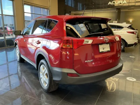More photos of 2013 Toyota RAV4 LE at Jay Wolfe Acura, MO