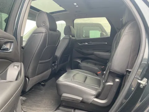 More photos of 2021 Buick Enclave Avenir at Jay Wolfe Acura, MO