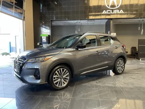 More photos of 2024 Nissan Kicks SR at Jay Wolfe Acura, MO