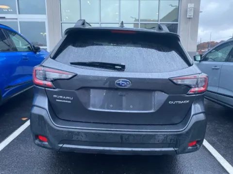 More photos of 2024 Subaru Outback Premium at Jay Wolfe Acura, MO