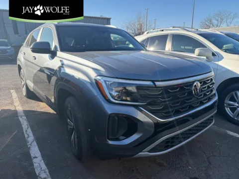 Gray 2024 Volkswagen Atlas Cross Sport 2.0T SE for sale in Kansas City, MO