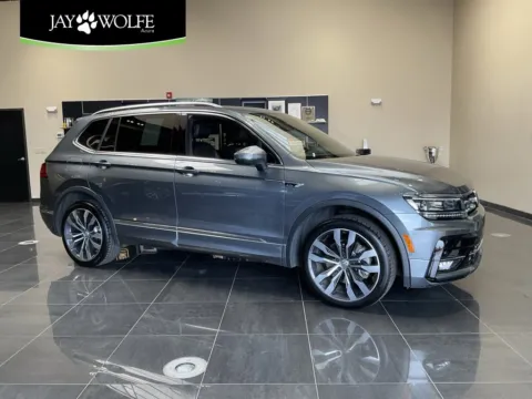 Gray 2021 Volkswagen Tiguan SEL Premium R-Line for sale in Kansas City, MO