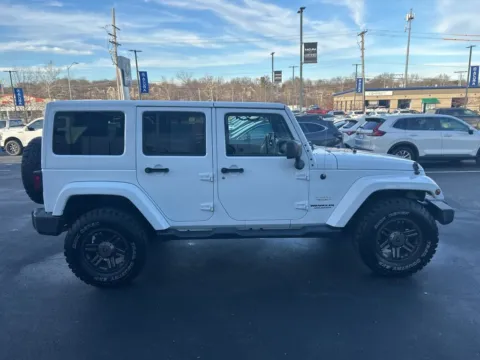 More photos of 2015 Jeep Wrangler Unlimited Sahara at Jay Wolfe Acura, MO