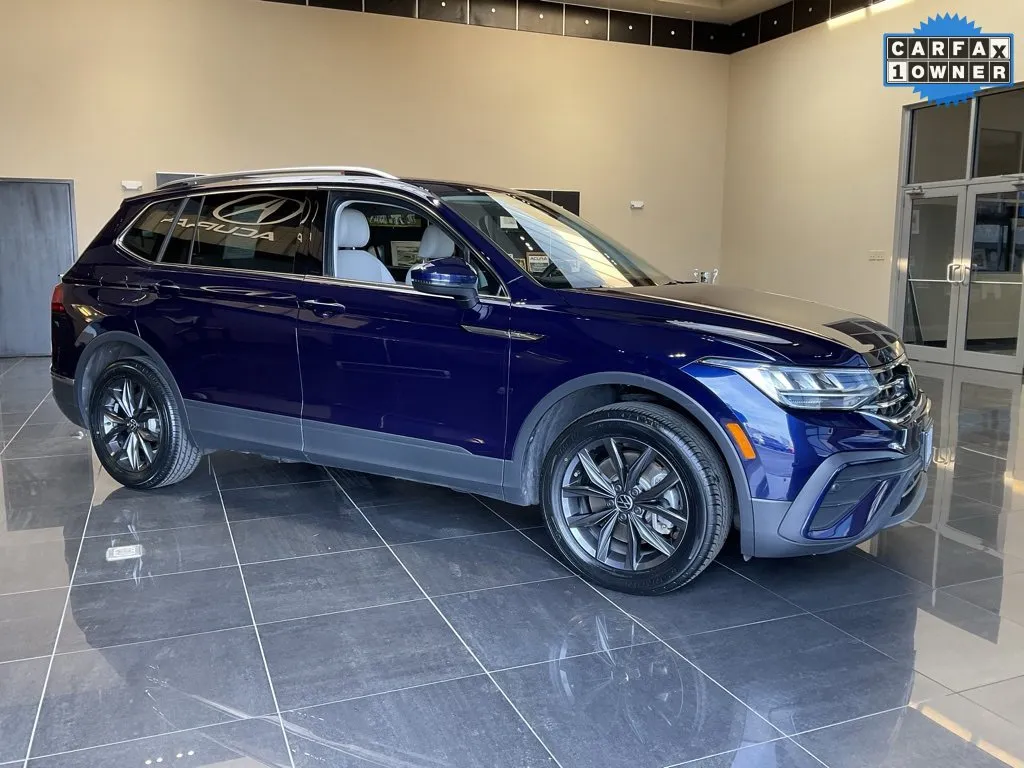 Blue 2023 Volkswagen Tiguan SE for sale in Kansas City, MO