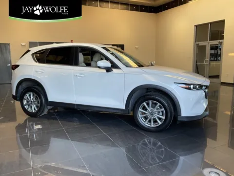 White 2023 Mazda CX-5 2.5 S Select Package for sale in Kansas City, MO