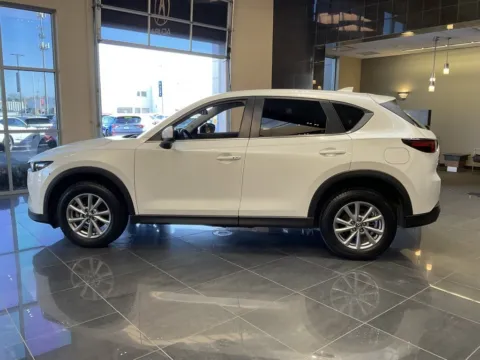 More photos of 2023 Mazda CX-5 2.5 S Select Package at Jay Wolfe Acura, MO