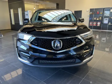 Photos of 2020 Acura RDX w/Technology Pkg for sale in Kansas City, MO at Jay Wolfe Acura