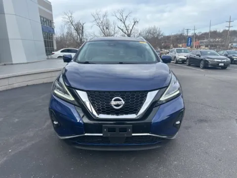 Photos of 2019 Nissan Murano Platinum for sale in Kansas City, MO at Jay Wolfe Acura