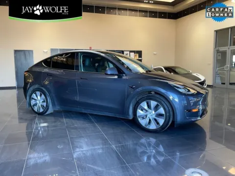 Silver 2023 Tesla Model Y Long Range for sale in Kansas City, MO
