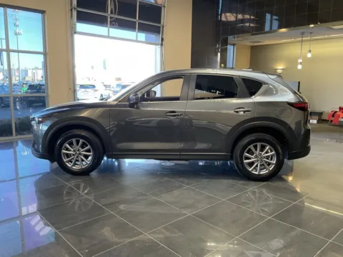 More photos of 2023 Mazda CX-5 2.5 S Preferred Package at Jay Wolfe Acura, MO