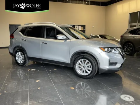 Silver 2018 Nissan Rogue SV for sale in Kansas City, MO