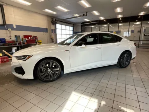 More photos of 2022 Acura TLX w/A-Spec Package at Jay Wolfe Acura, MO
