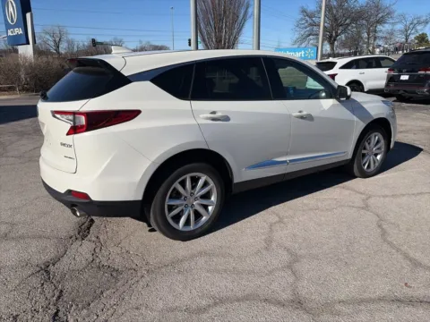 More photos of 2019 Acura RDX at Jay Wolfe Acura, MO