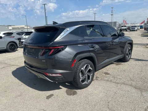 More photos of 2022 Hyundai Tucson Limited at Jay Wolfe Acura, MO