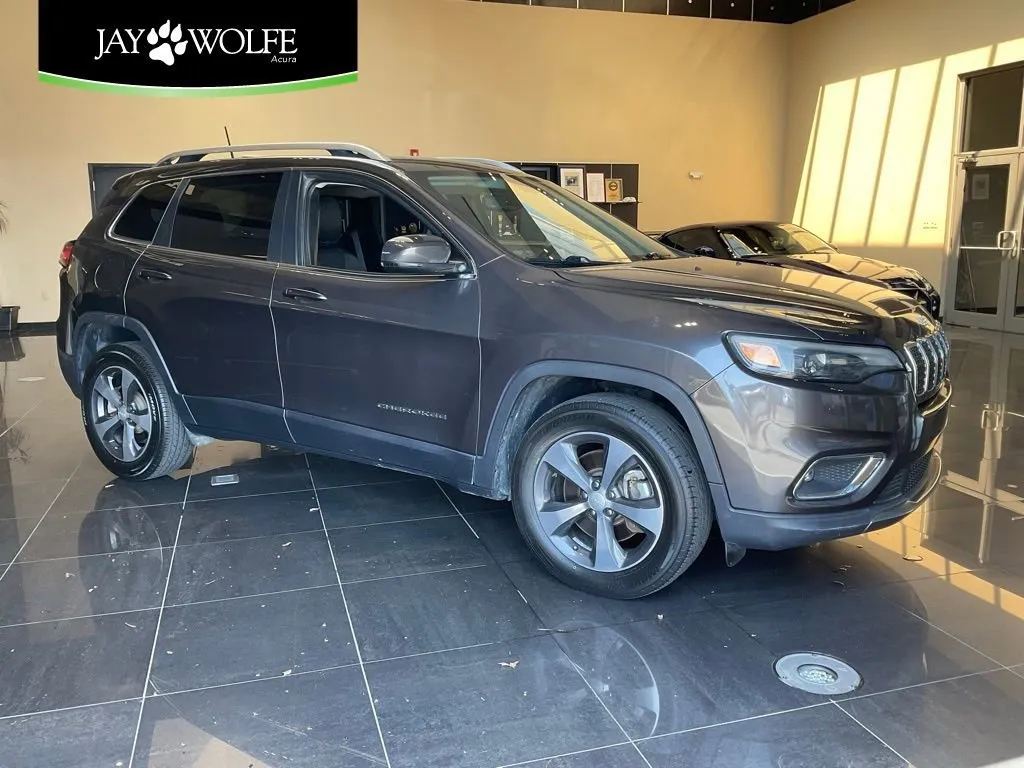 Gray 2019 Jeep Cherokee Limited for sale in Kansas City, MO