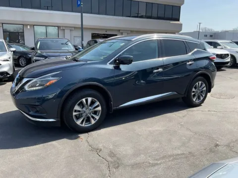More photos of 2018 Nissan Murano SL at Jay Wolfe Acura, MO